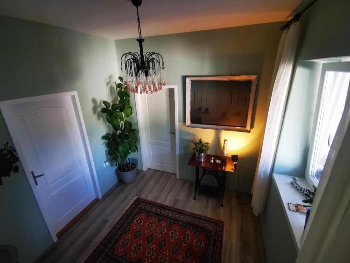 Sombor 19 Central Apartment Екстер'єр фото
