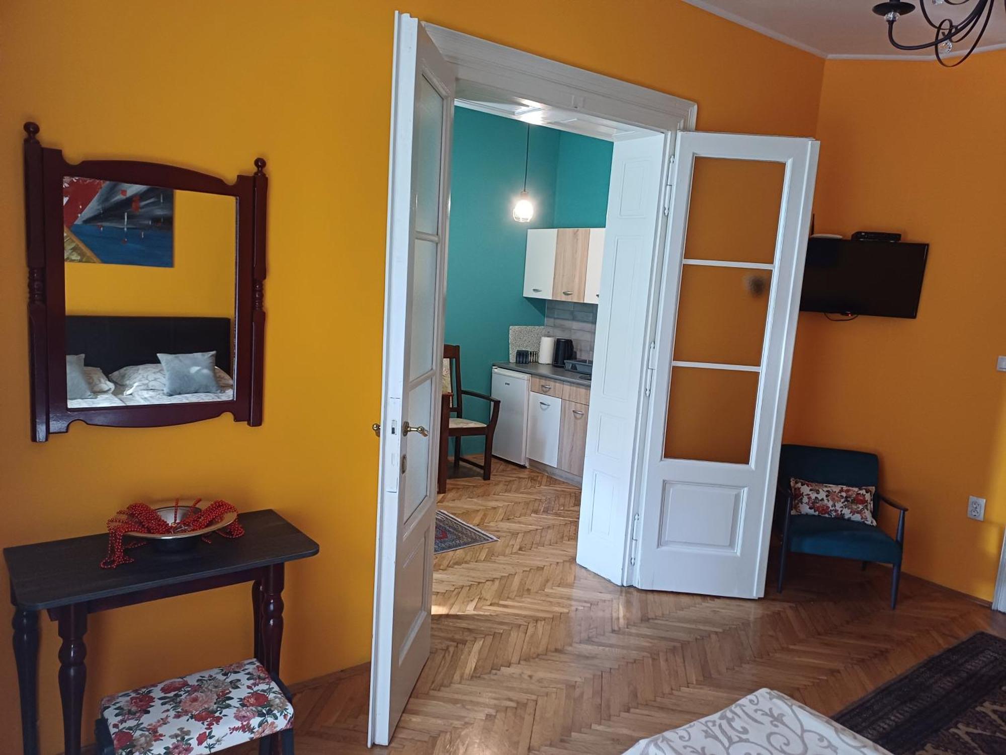 Sombor 19 Central Apartment Екстер'єр фото