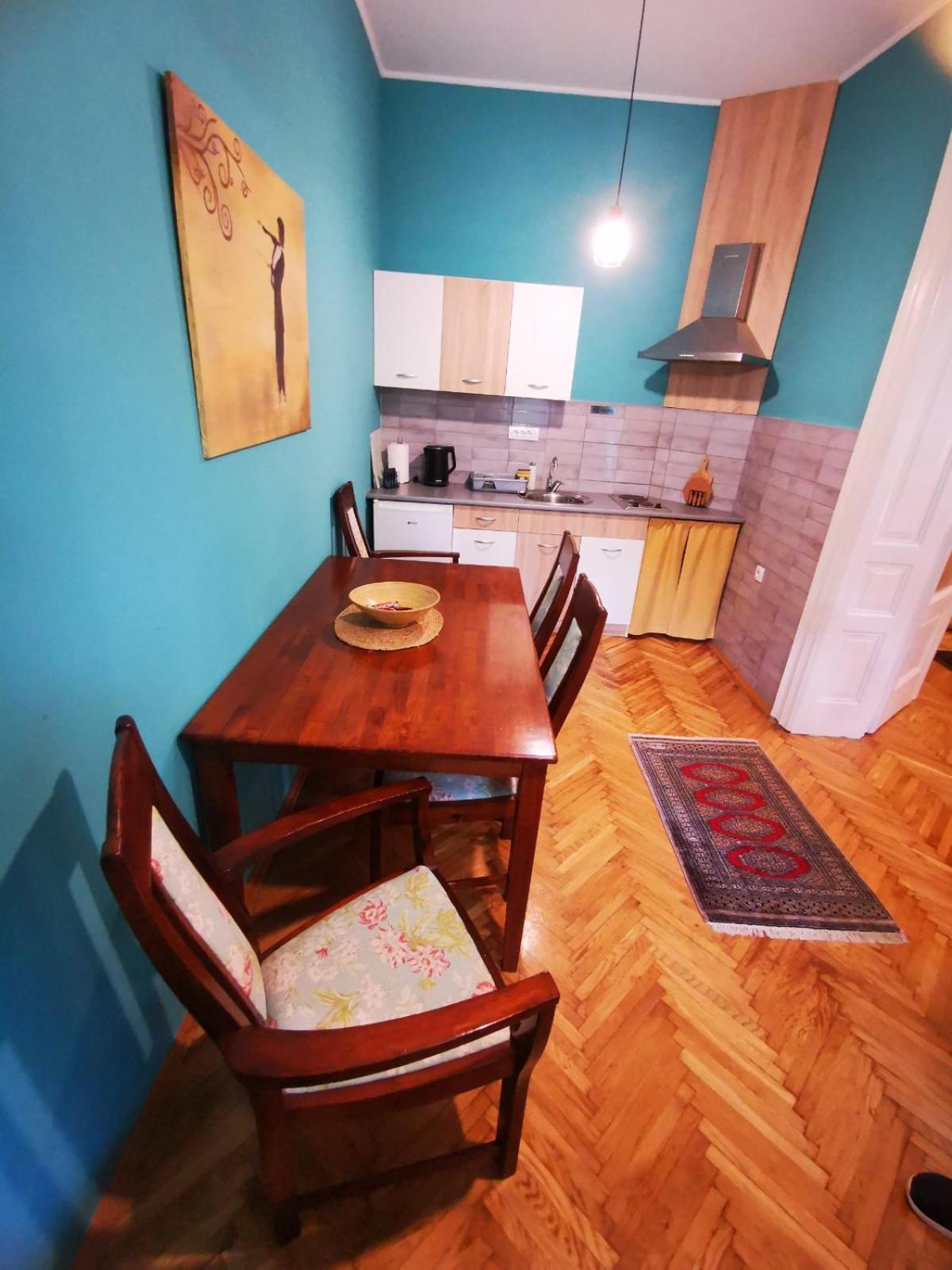 Sombor 19 Central Apartment Екстер'єр фото